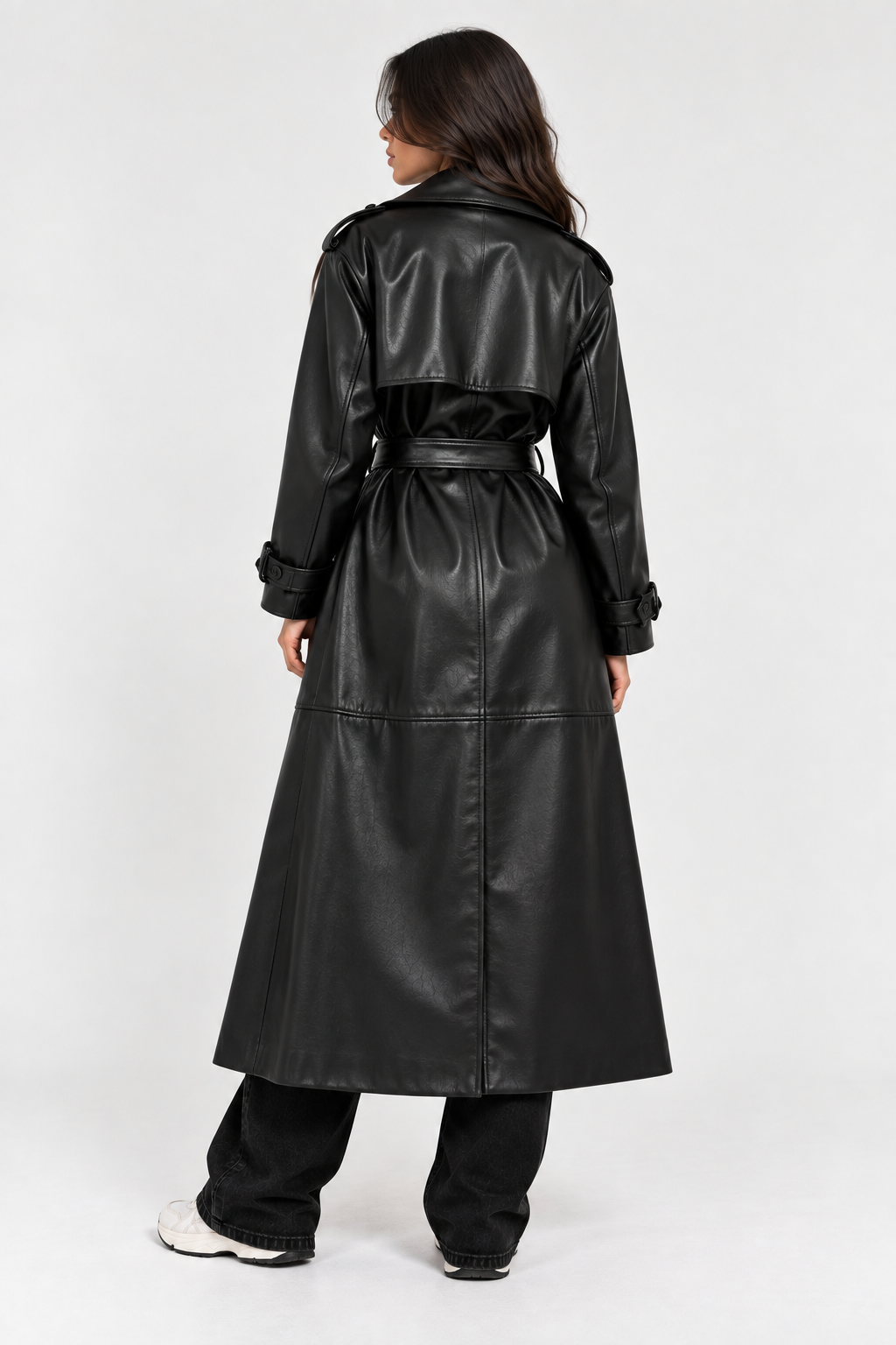 TRENCHCOAT LACK-EFFEKT LANG
